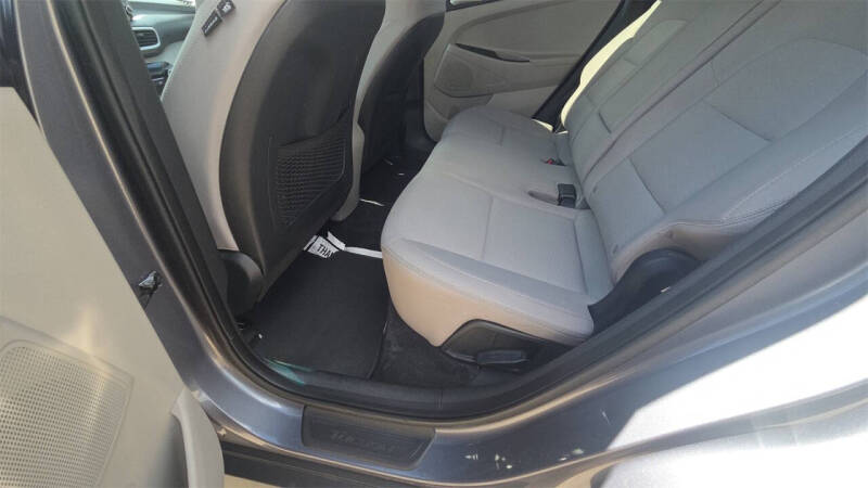 2021 Hyundai Tucson SE