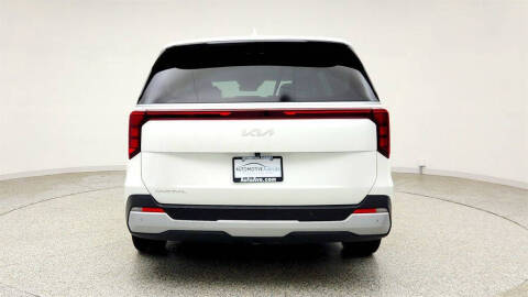 2025 Kia Carnival LXS