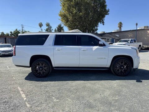 2016 GMC Yukon XL SLE