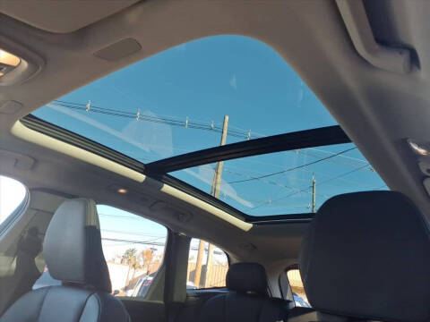 2025 Volvo XC60 B5 Plus Dark Theme