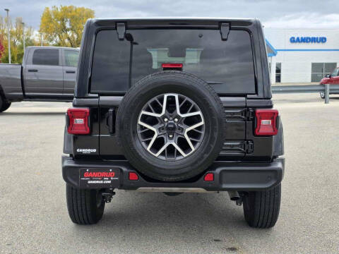 2024 Jeep Wrangler Sahara