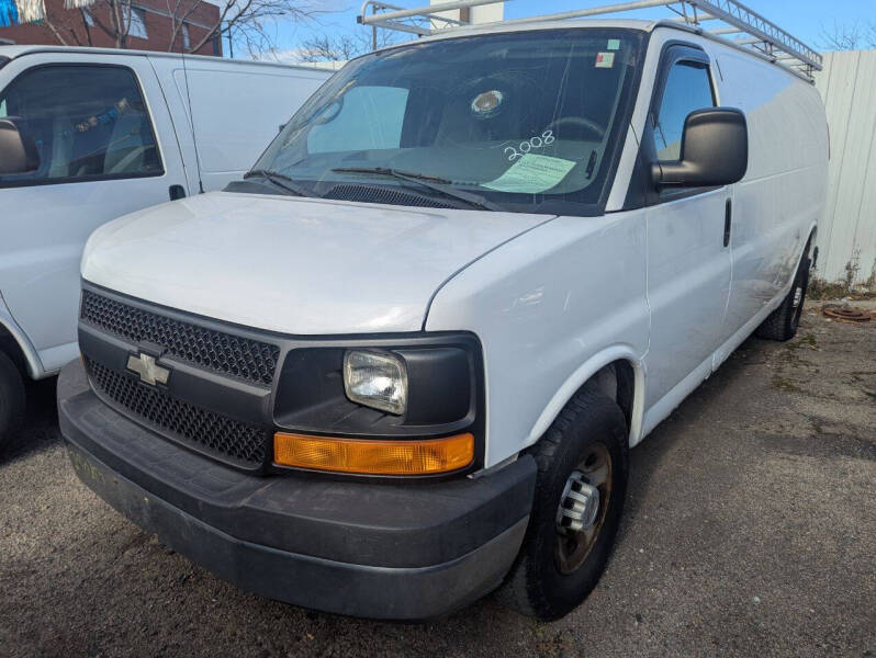 2008 Chevrolet Express Cargo Work Van's photo
