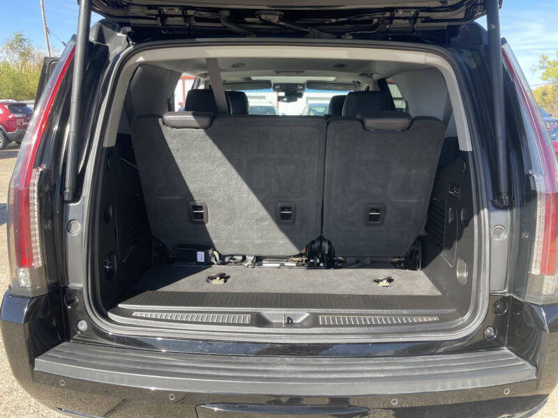 2018 Cadillac Escalade Luxury