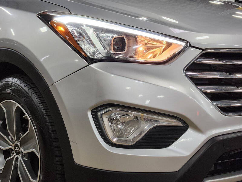2016 Hyundai Santa Fe SE