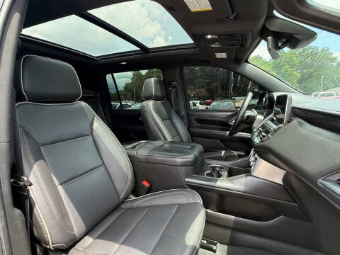 2023 GMC Yukon XL SLT