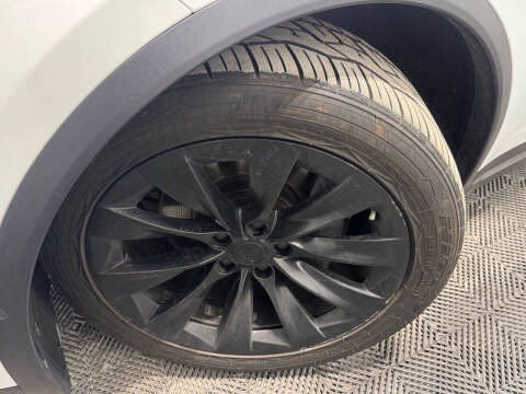 2017 Tesla Model X 75D