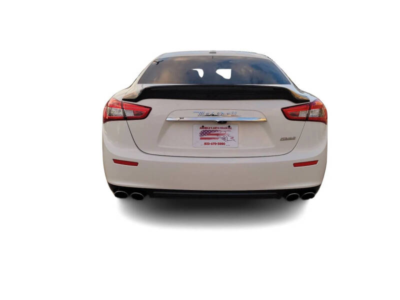 2017 Maserati Ghibli