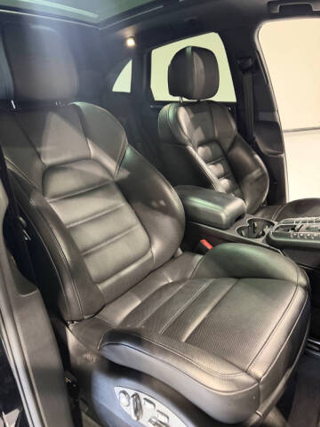 2017 Porsche Macan GTS
