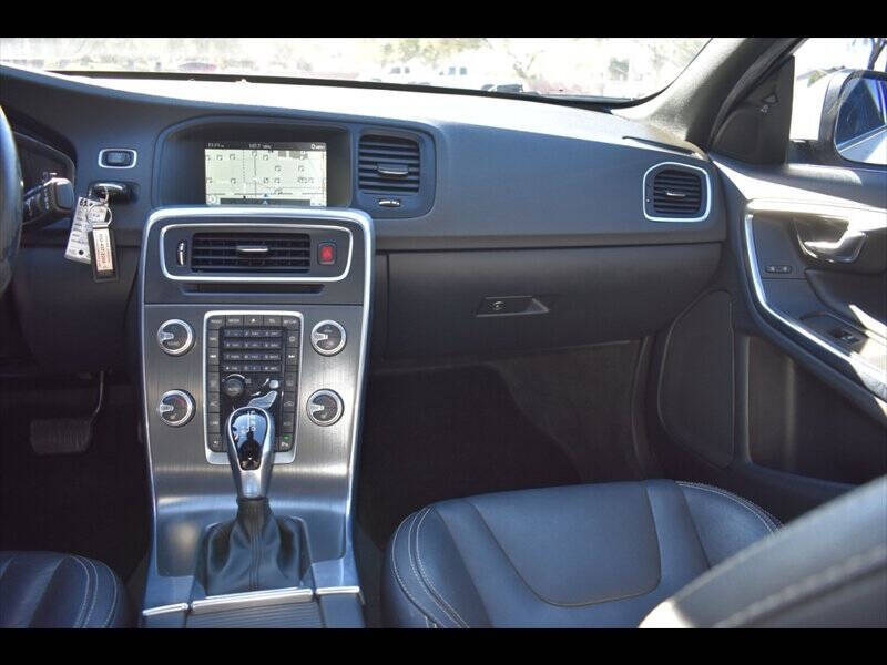 2016 Volvo S60 T5 Drive-E Premier