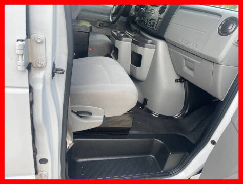 2013 Ford E-Series E-150