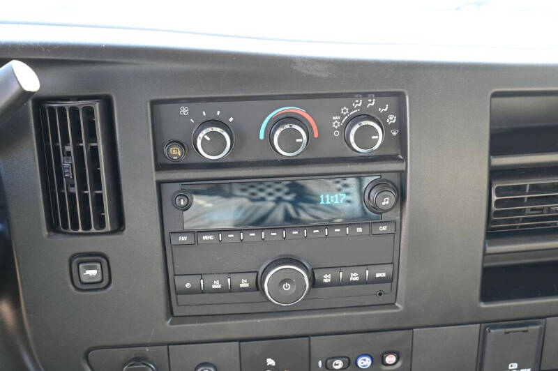 2023 Chevrolet Express 2500