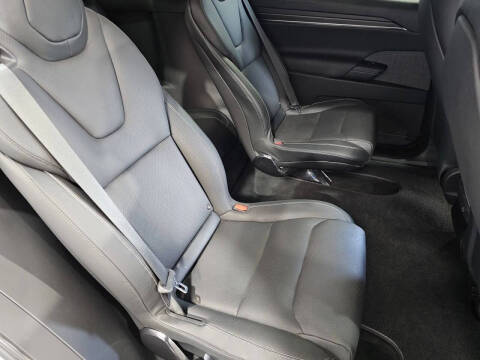 2025 Tesla Model X Plaid