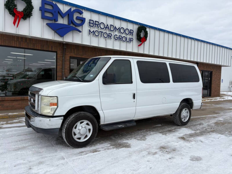 2013 Ford E-Series E-350 SD XLT