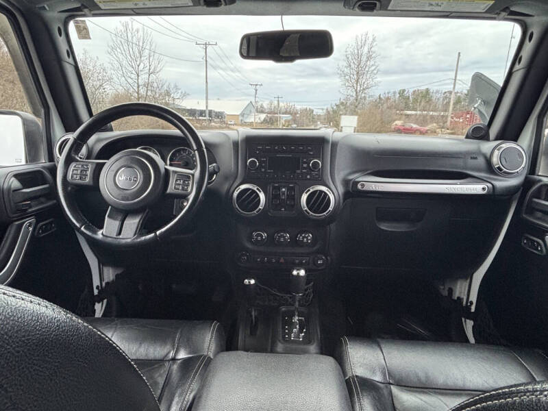 2012 Jeep Wrangler Unlimited Sahara