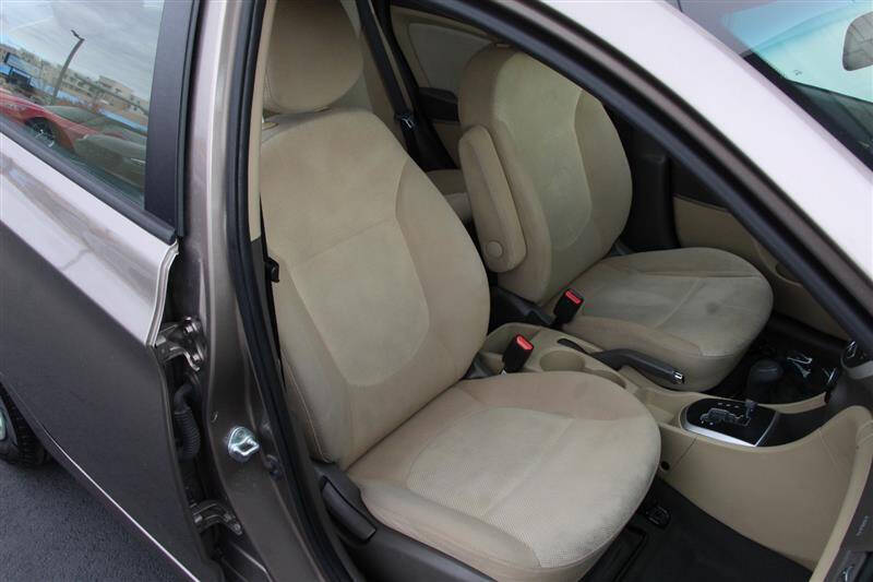 2014 Hyundai Accent GLS