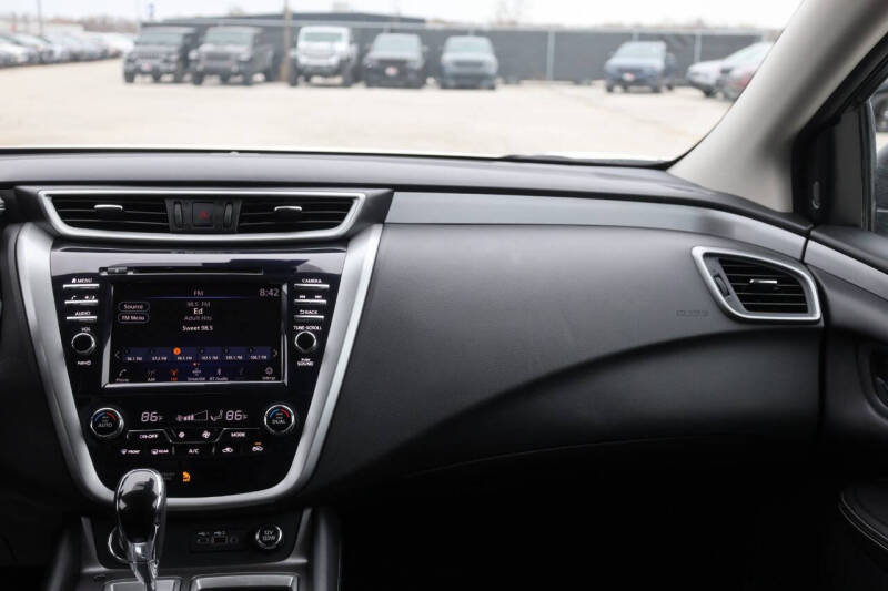 2022 Nissan Murano SV