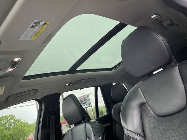 2022 Volvo XC90 Recharge T8 Inscription 6P