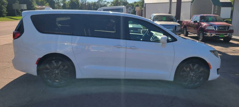 2019 Chrysler Pacifica Touring Plus