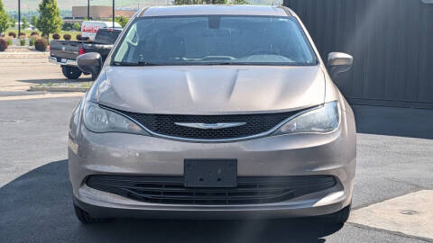 2018 Chrysler Pacifica LX