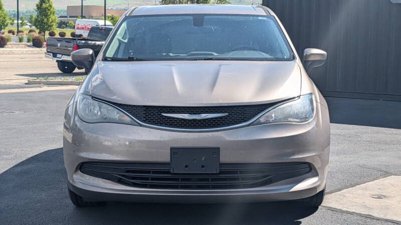 2018 Chrysler Pacifica LX