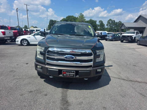 2015 Ford F-150 Lariat Photo