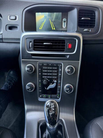 2015 Volvo V60 T5 Drive-E Premier