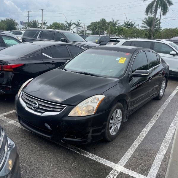 2010 Nissan Altima for sale at Green Light Auto in Bridgeton, NJ