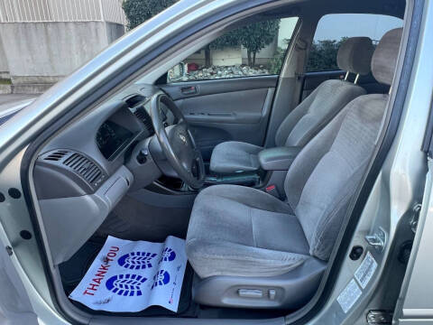2002 Toyota Camry LE