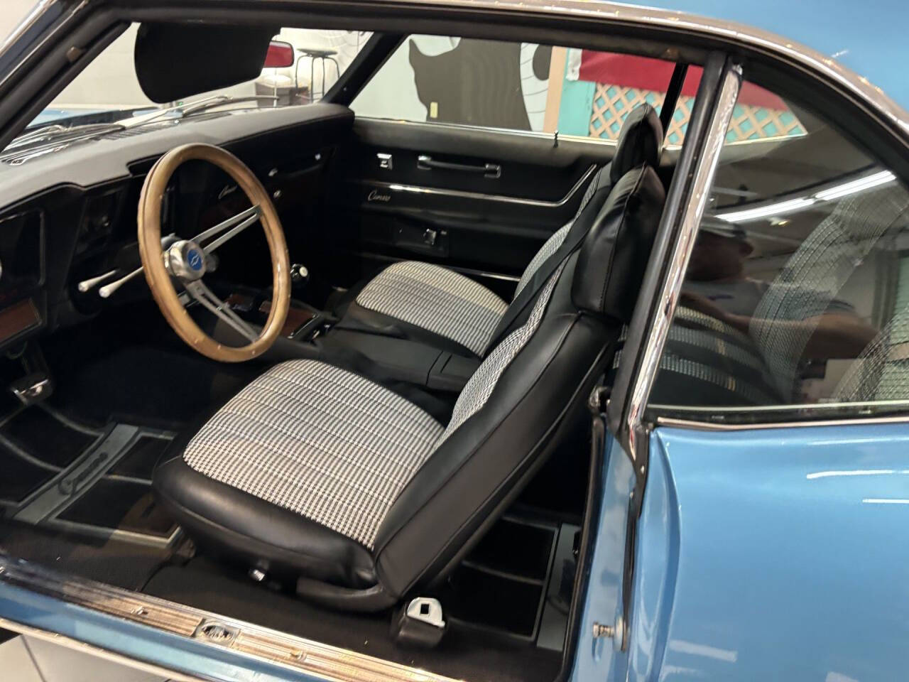 1969 Chevrolet Camaro 31