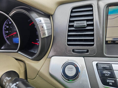 2012 Nissan Murano LE