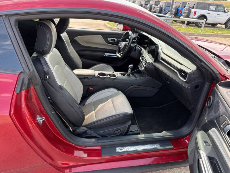 2024 Ford Mustang EcoBoost Premium