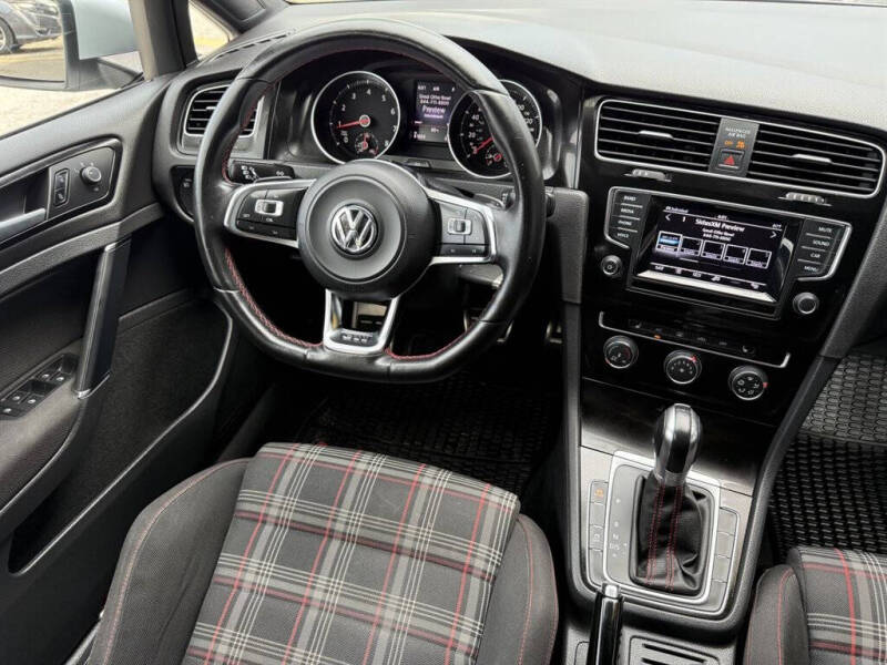 2015 Volkswagen Golf GTI S