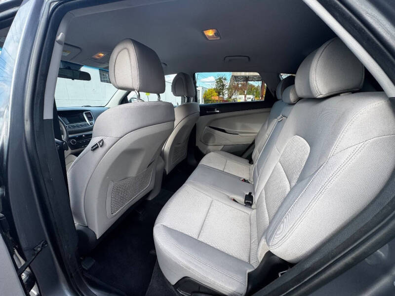 2017 Hyundai Tucson SE