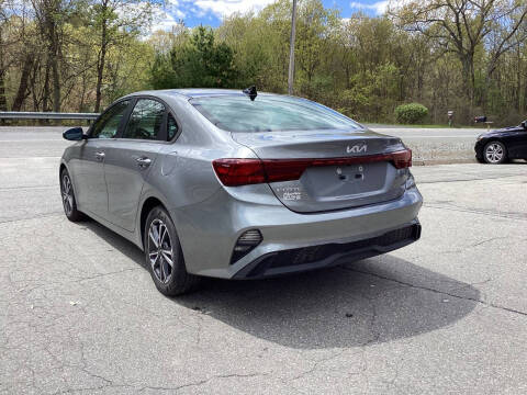 2022 Kia Forte FE