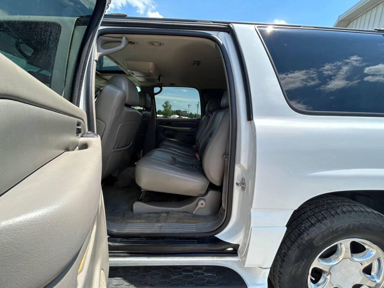 2004 GMC Yukon XL for sale at Upstate Auto Gallery in Westmoreland, NY