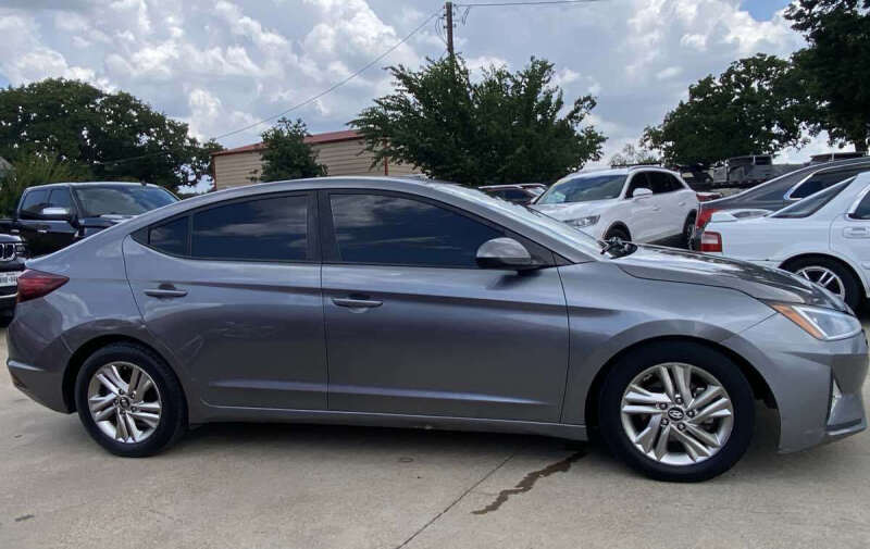 2019 Hyundai Elantra