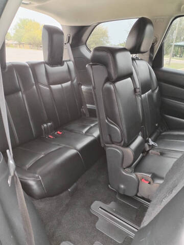 2017 Nissan Pathfinder SL