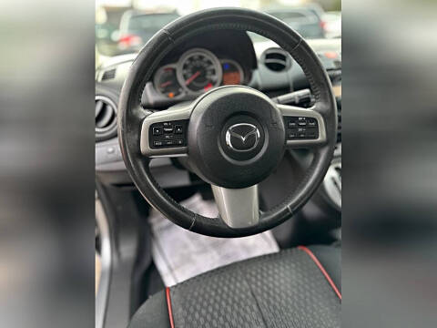 2013 Mazda MAZDA2 Touring