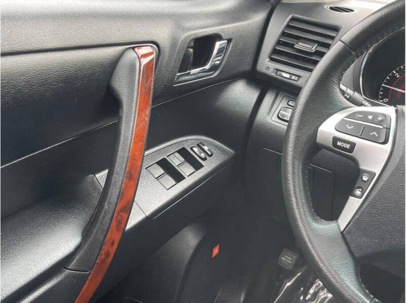 2012 Toyota Highlander Limited