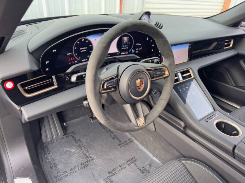 2025 Porsche Taycan 4S