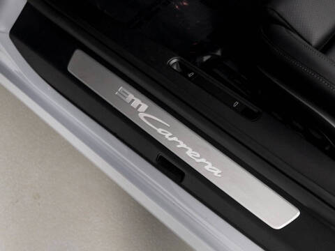 2025 Porsche 911 Carrera