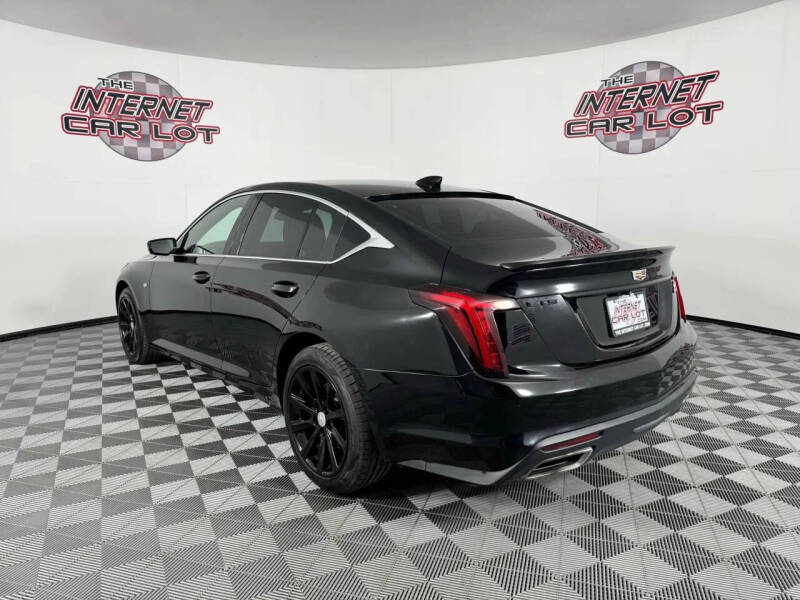 2022 Cadillac CT5 Luxury