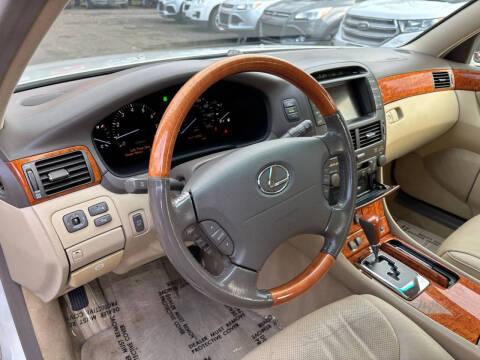 2004 Lexus LS 430