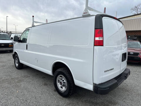 2023 GMC Savana 2500