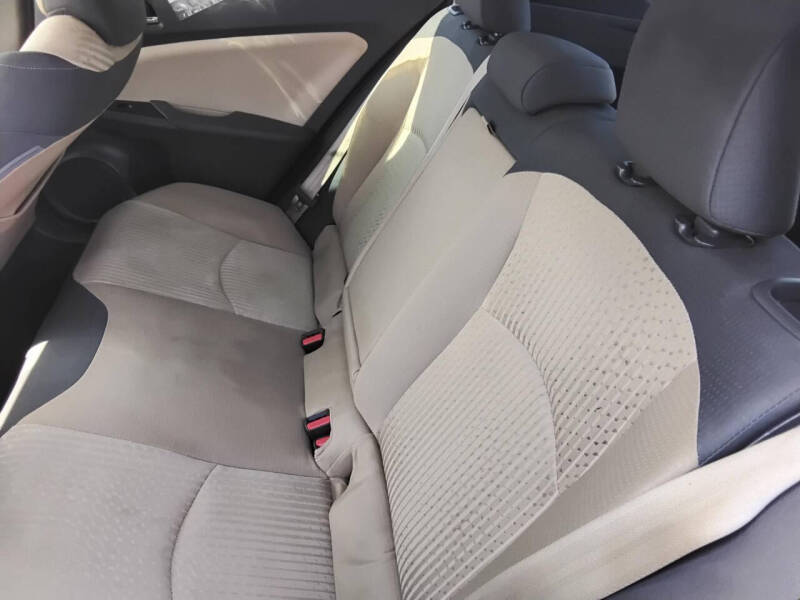 2016 Toyota Prius Two