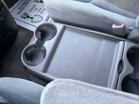 2008 Toyota Sienna CE 8-Passenger