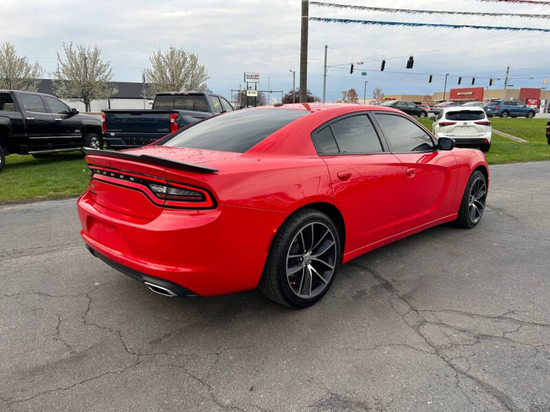 2019 Dodge Charger SXT