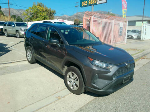 2022 Toyota RAV4 LE
