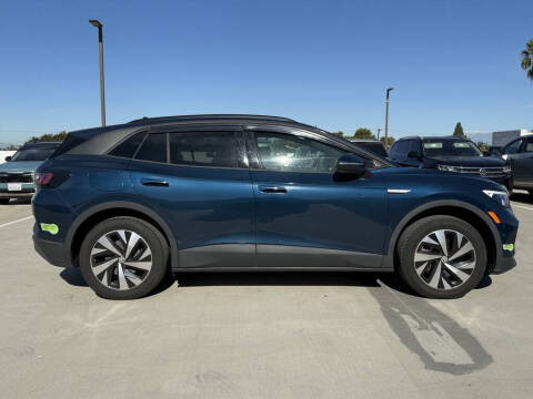 2023 Volkswagen ID.4 Pro