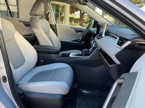 2021 Toyota RAV4 Limited